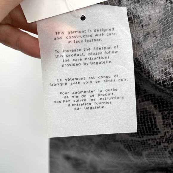 7 for all Mankind NWT High Waist Snakeskin Leggings // M - Picture 6 of 10